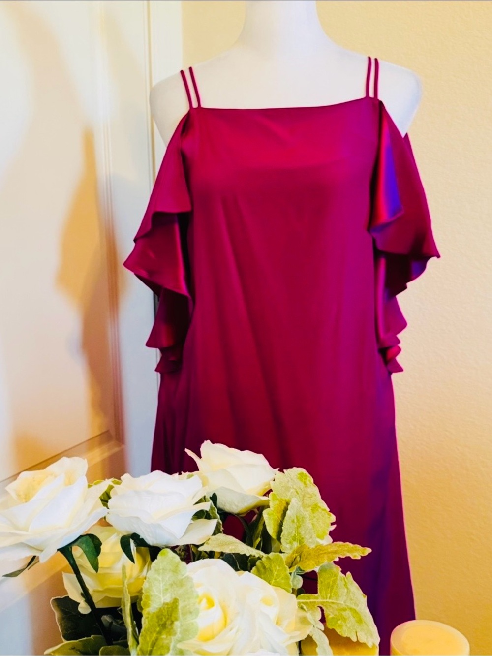 Lilly Pulitzer Cold-Shoulder Ruffle Midi Dress in Magenta Size XS